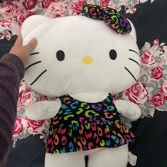 Hello Kitty - Picture 4 of 7